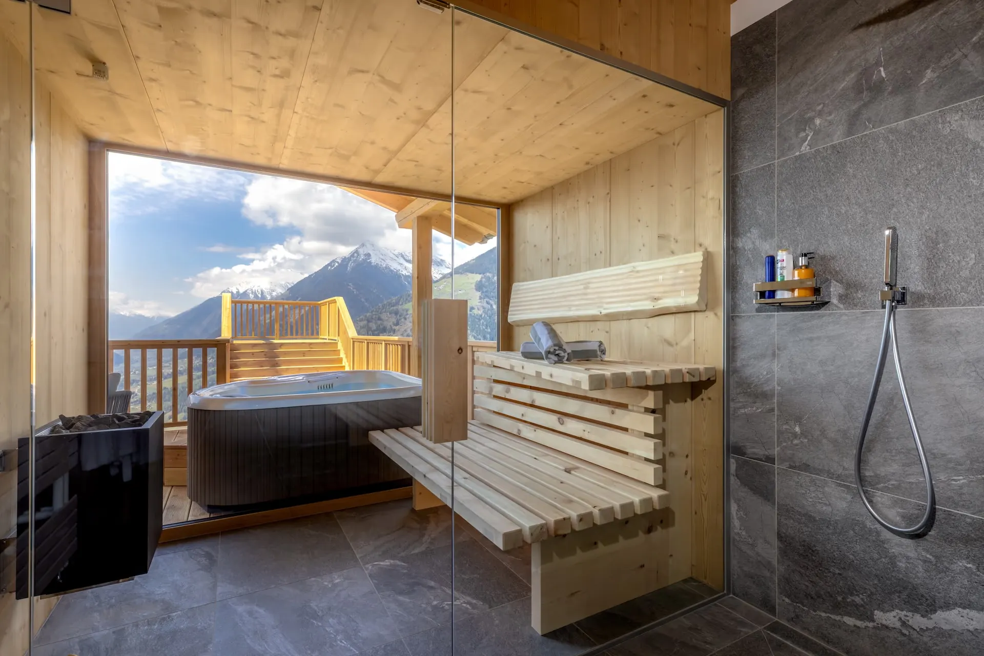 Sky Chalet – Ansicht 2